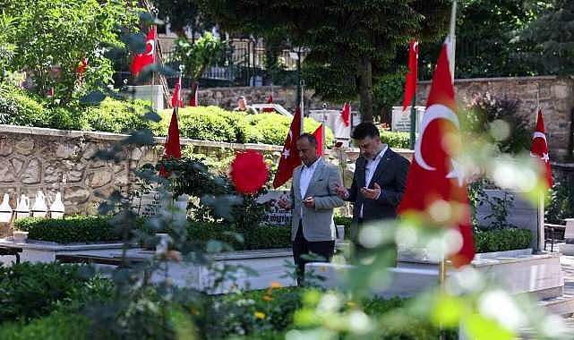 Şahin Biba’dan şehitlik, esnaf ve itfaiye ziyareti