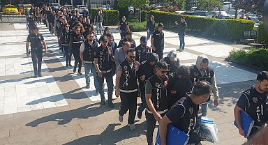 Sahte stajyerler üzerinden haksız kazanç elde eden 21 şüpheli adliyede