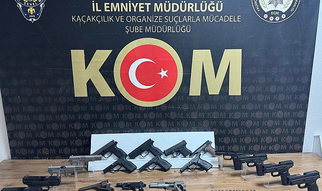 Sakarya'da 17 ruhsatsız tabanca ele geçirildi; 2 tutuklama