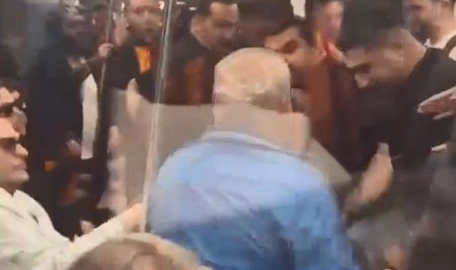 Sarıyer'de metroda küfürlü tezahürat kavgası; oklavayla müdahale etti