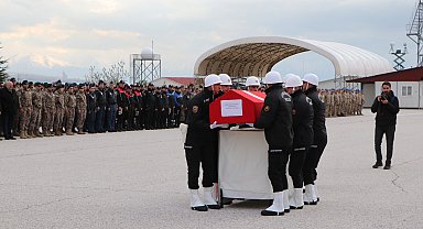Şehit polis Koç için Van'da tören düzenlendi