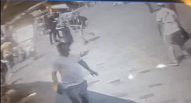 Taksim'de kazmayla esnafa saldırdılar; tekme tokat dayak yediler