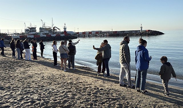 Tekirdağ'da 5 bin kişi Hıdırellez kahvaltısında buluştu, dilekler suya bırakıldı