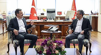 TİP Genel Başkanı Baş ve sendikalardan CHP'ye ziyaret