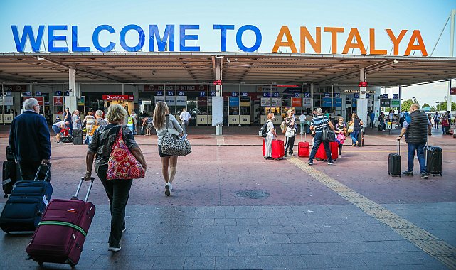 Turizmde 9 gün tatil ve iki bayram sevinci