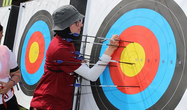 Üniversiteler Arası Okçuluk Türkiye Şampiyonası başladı
