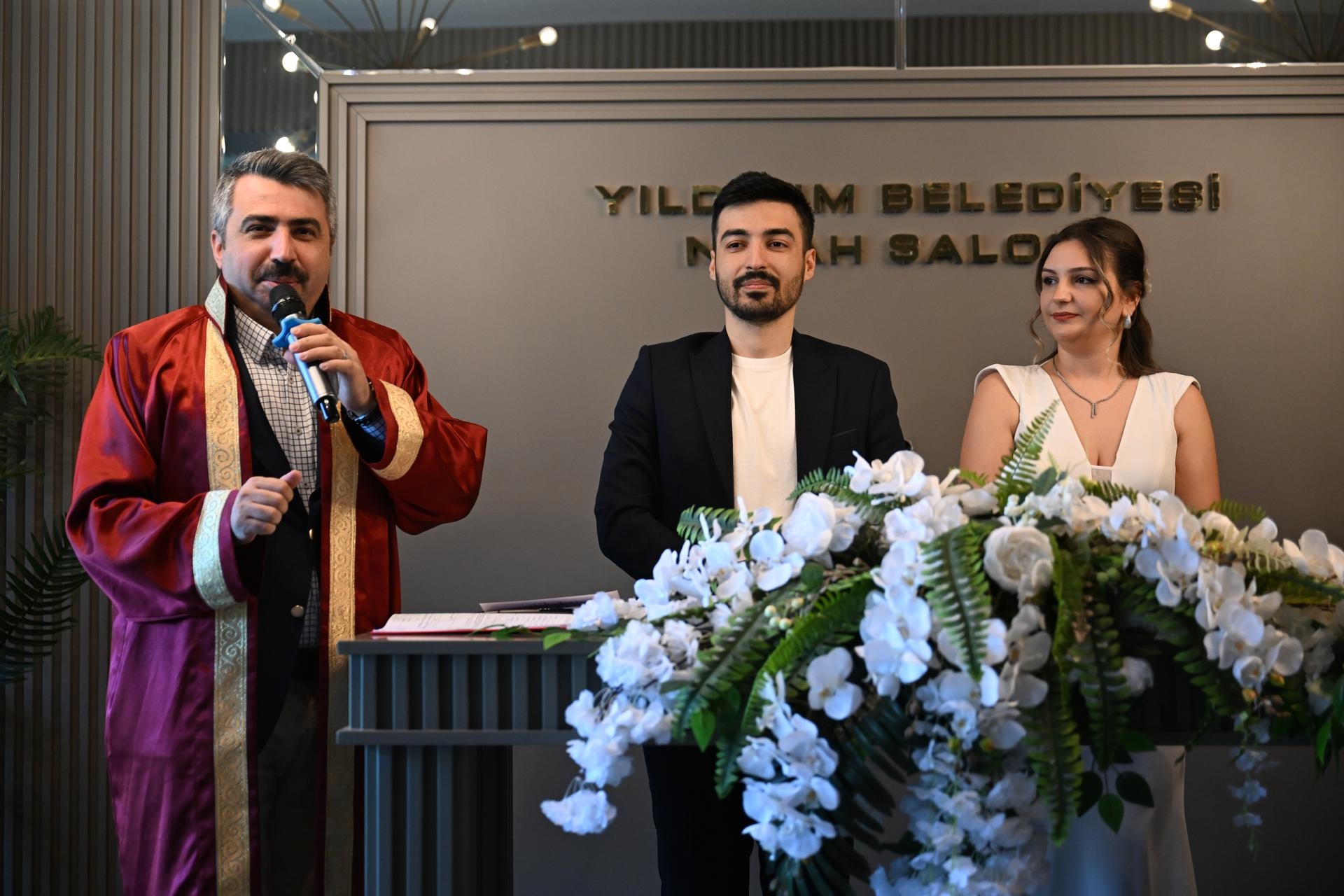 Yuva kuracaklara yıldırım destek