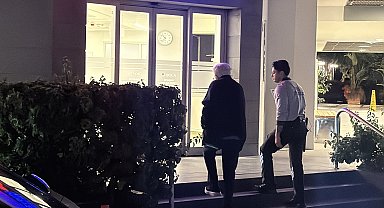 Zülfü Livaneli'nin eşi Ülker Livaneli merdivenden düşerek yaralandı