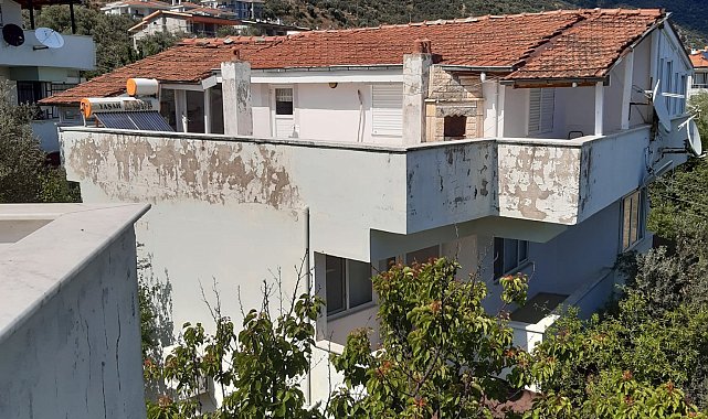 30 yıl önce ruhsat verilen villadaki yıkım kararına itiraz