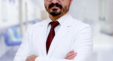 'Aort kapağı değişimi göğüs kemiğini açmadan da gerçekleştirilebiliyor'
