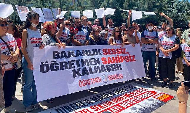 Açlık grevindeki öğretmenler MEB’e yürüdü