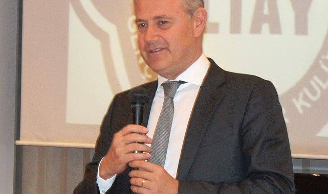 Altay'da yeni rota Mahmut Özgener