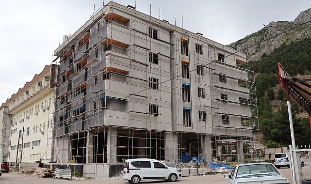 Amasya'da inşaatın 4'üncü katından düşen işçi öldü