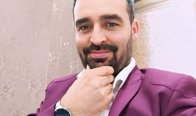 Arıza nedeniyle emniyet şeridinde duran otobüse çarpan motosikletin sürücüsü öldü