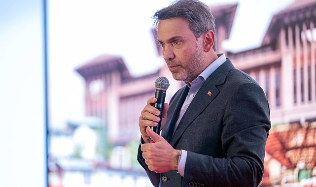 Bakan Bayraktar: Türkiye ve dünyada petrol ve doğal gaz arayarak enerjideki bağımsızlık hikayesini yazacağız