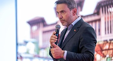 Bakan Bayraktar: Türkiye ve dünyada petrol ve doğal gaz arayarak enerjideki bağımsızlık hikayesini yazacağız