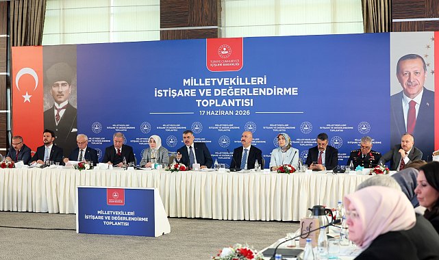 Bakan Çiftçi, AK Parti milletvekilleriyle bir araya geldi