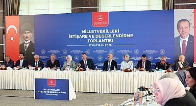 Bakan Çiftçi, AK Parti milletvekilleriyle bir araya geldi