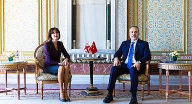 Bakan Fidan Gürcistan Başbakan Yardımcısı ve Dışişleri Bakanı Botchorishvili ile görüştü