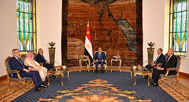 Bakan Fidan, Mısır Cumhurbaşkanı Sisi tarafından kabul edildi