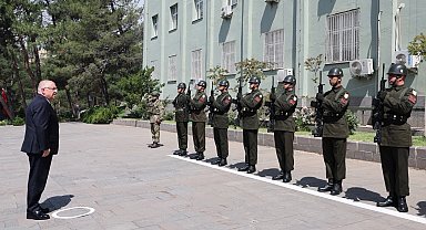 Bakan Güler, Kahramanmaraş'ta birlikleri denetledi