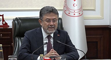 Bakan Yumaklı: B reçete sistemi yurt genelinde yaygınlaştırılacak