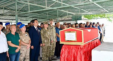 Bayram günü kazada yaralanan uzman çavuş hayatını kaybetti