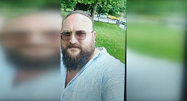 Bayrampaşa'da otomobil ile çarpışan motosikletin sürücüsü yaralandı