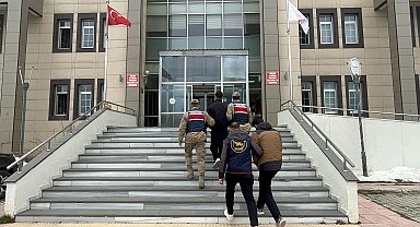 Bitlis'te 'göçmen kaçakçılığı'na 19 tutuklama