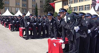 Bursa’da polis adaylarının mezuniyet coşkusu