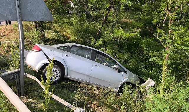 Bursa'da 2 otomobil çarpıştı: 6 yaralı