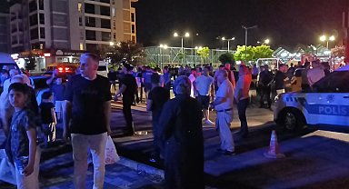 Bursa'da ailelerin de dahil olduğu bıçaklı kavgada 1'i ağır 3 kişi yaralandı