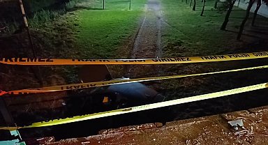 Bursa'da otomobil dere yatağına uçtu: 1 yaralı
