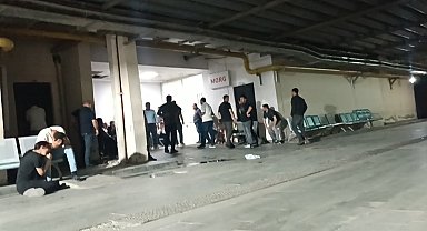 Camından sarktığı otomobilden düşen Muhammed öldü; sürücü gözaltına alındı