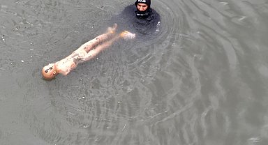 Ceset sandılar, cansız manken çıktı