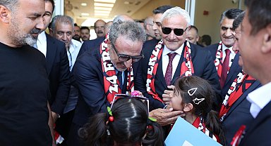 Chobani CEO'su Hamdi Ulukaya'dan Erzincanspor'a destek Fotoğraf eklendi