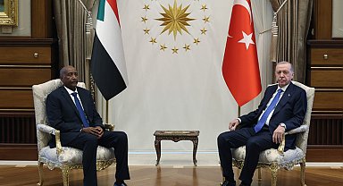 Cumhurbaşkanı Erdoğan, Sudan Egemenlik Konseyi Başkanı Burhan ile görüştü