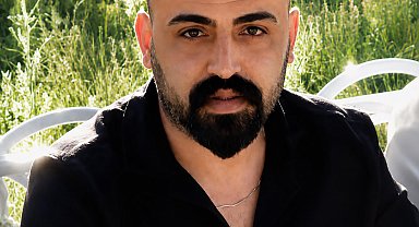 Dili boğazına kaçan kız kardeşini kurtardı, kalp krizinden öldü