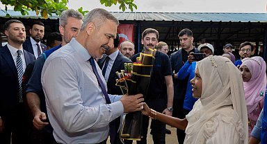 Dışişleri Bakanı Fidan, Bangladeş'te mülteci kamplarını ziyaret etti
