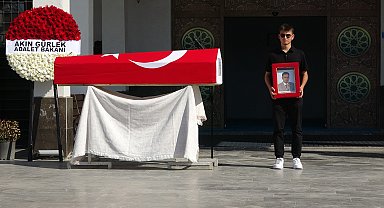 Duruşmada kalp krizi geçirip hayatını kaybeden Cumhuriyet savcısı, toprağa verildi