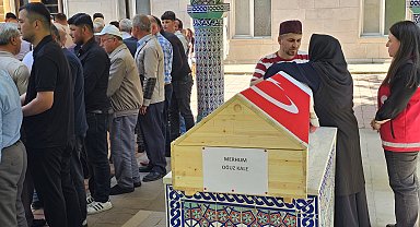 Düştüğü Kelkit Çayı'nda 7 gün sonra cesedi bulunan Oğuz toprağa verildi