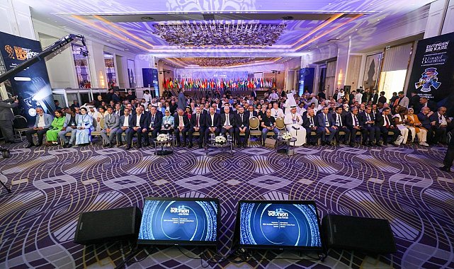 Eğitim-Bir-Sen'in düzenlediği 'İstanbul EdUnion Forum 2026' başladı