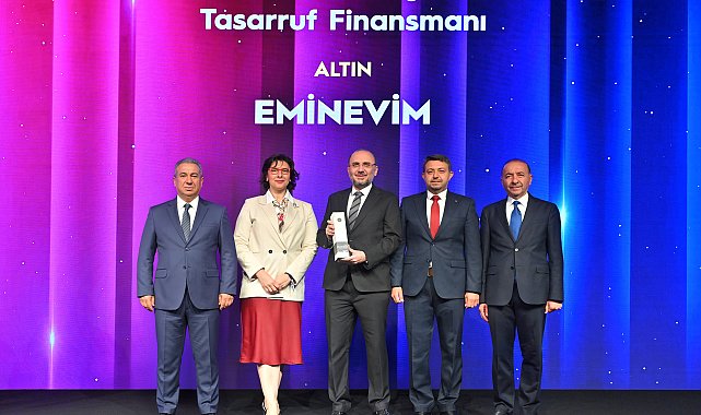 Eminevim'e Brandverse Awards'tan altın ödül
