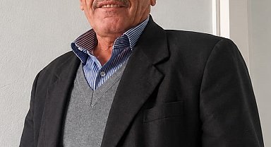 Evinin önünde arı soktu, kaldırıldığı hastanede öldü