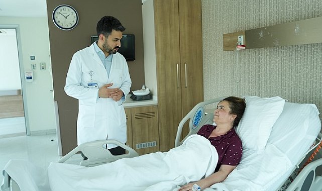 Felç riski taşıyan hasta omurilik tümöründen mikrocerrahi ile kurtuldu