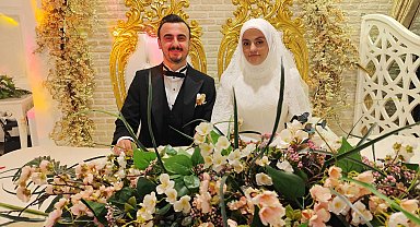 Film gibi hayatta mutlu son; ölümün kıyısından nikah masasına