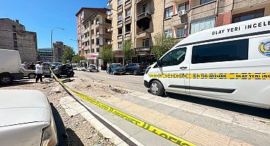 Freni boşalan hafriyat kamyonu, 10 araca çarptı; 5 yaralı