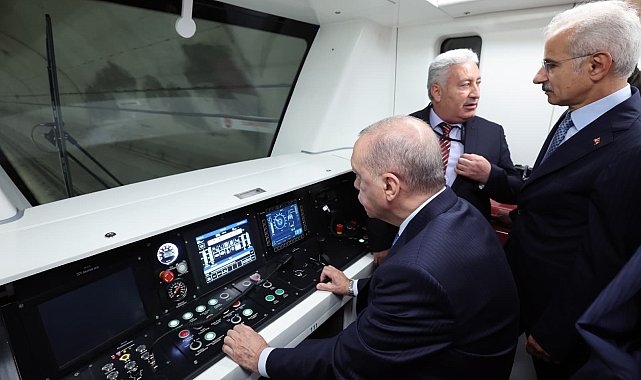 Gayrettepe-İstanbul Havalimanı-Halkalı Metro Hattı, 53 bin 396 yolcuyla rekor kırdı