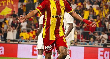Göztepe Andre Henrique'yi bitiriyor