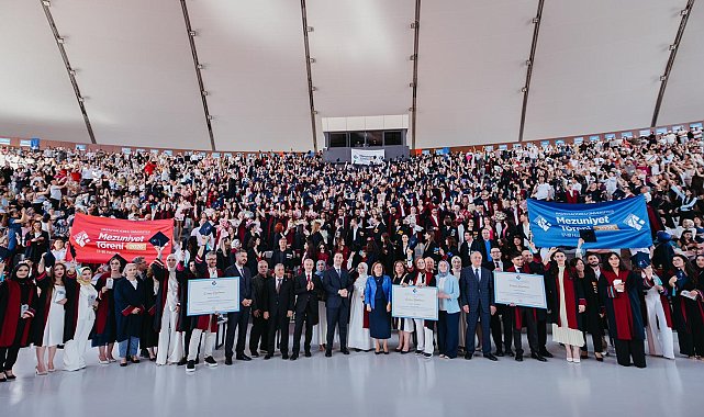 Hasan Kalyoncu Üniversitesi'nde mezuniyet coşkusu